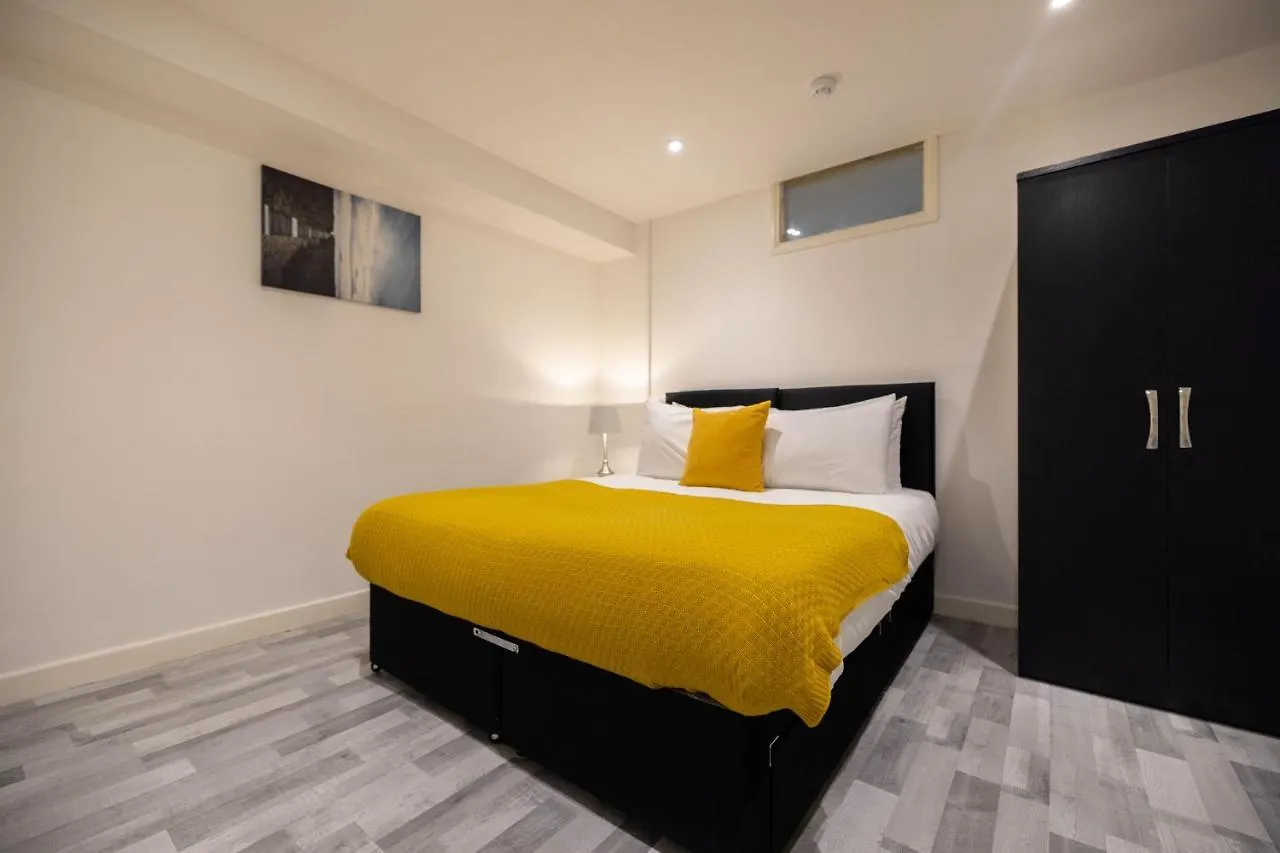 3 Bedrooms-8Guests-Babycot-15Mintopepys-Freeparkg London Lägenhet