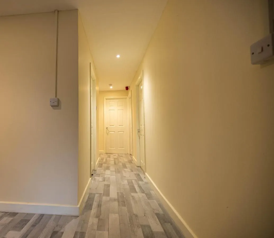 3 Bedrooms-8Guests-Babycot-15Mintopepys-Freeparkg London Lägenhet