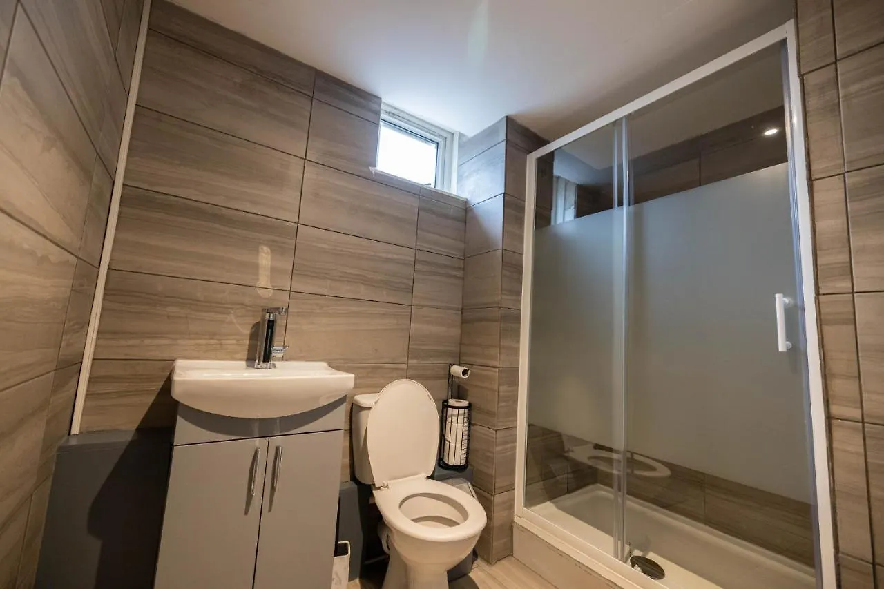 Lägenhet 3 Bedrooms-8Guests-Babycot-15Mintopepys-Freeparkg London