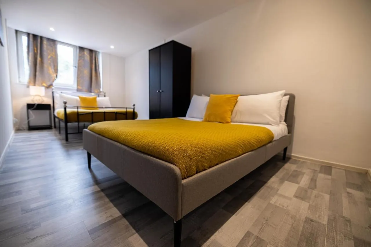 Lägenhet 3 Bedrooms-8Guests-Babycot-15Mintopepys-Freeparkg London