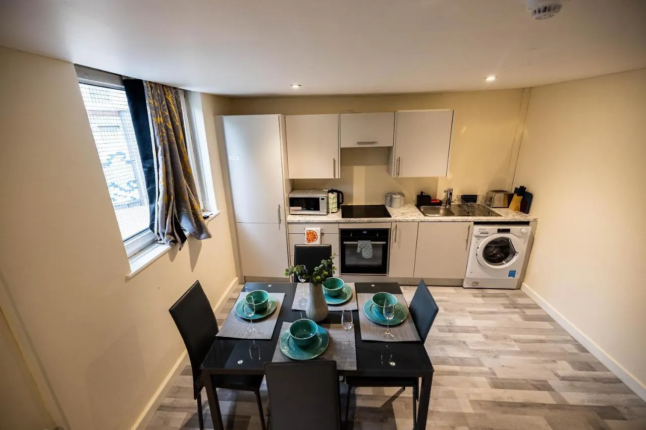 3 Bedrooms-8Guests-Babycot-15Mintopepys-Freeparkg London 0*,