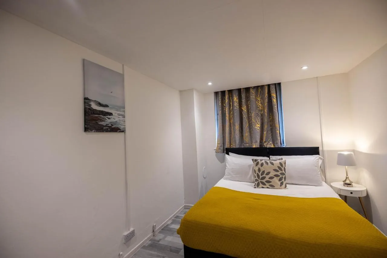 3 Bedrooms-8Guests-Babycot-15Mintopepys-Freeparkg London 0*,