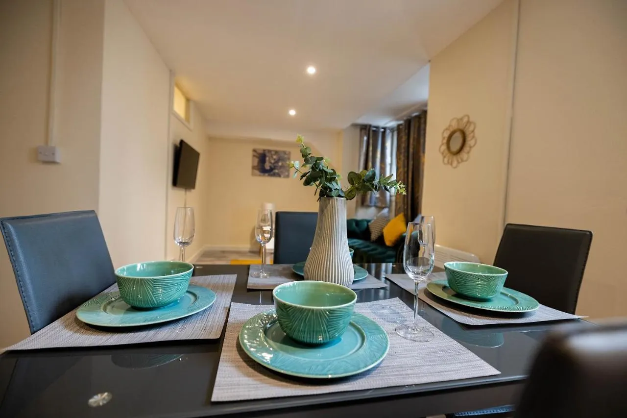 3 Bedrooms-8Guests-Babycot-15Mintopepys-Freeparkg London Storbritannien